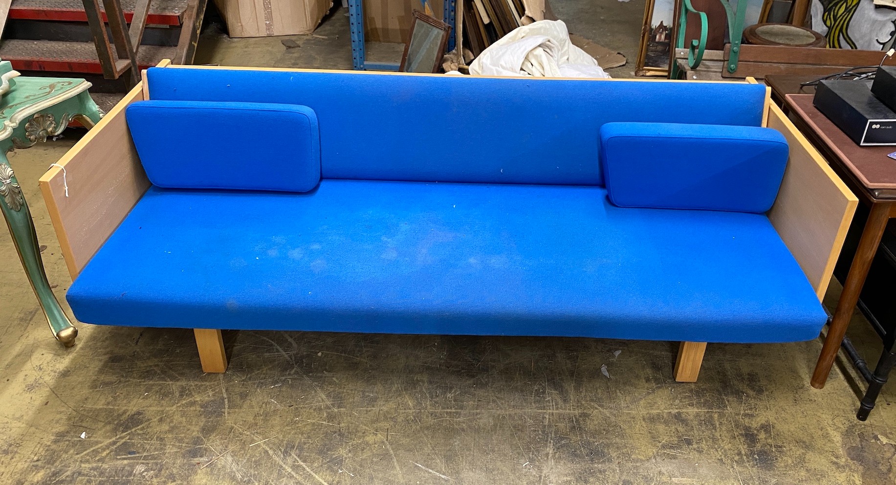 A mid century Hans J. Wegner sofa bed, width 206cm, depth 98cm, height 70cm